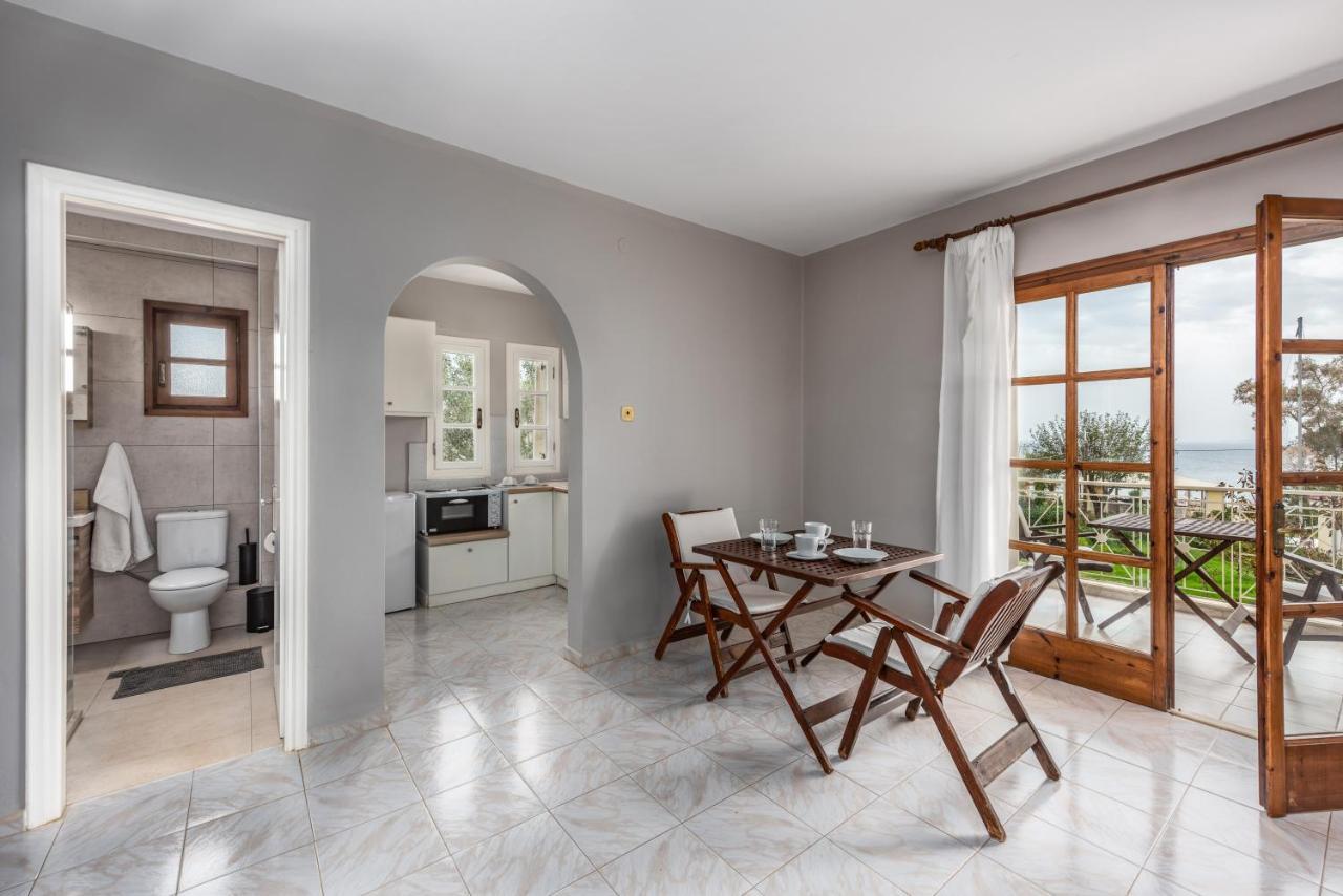 Albouro Seafront Apartments Katelios Exterior foto