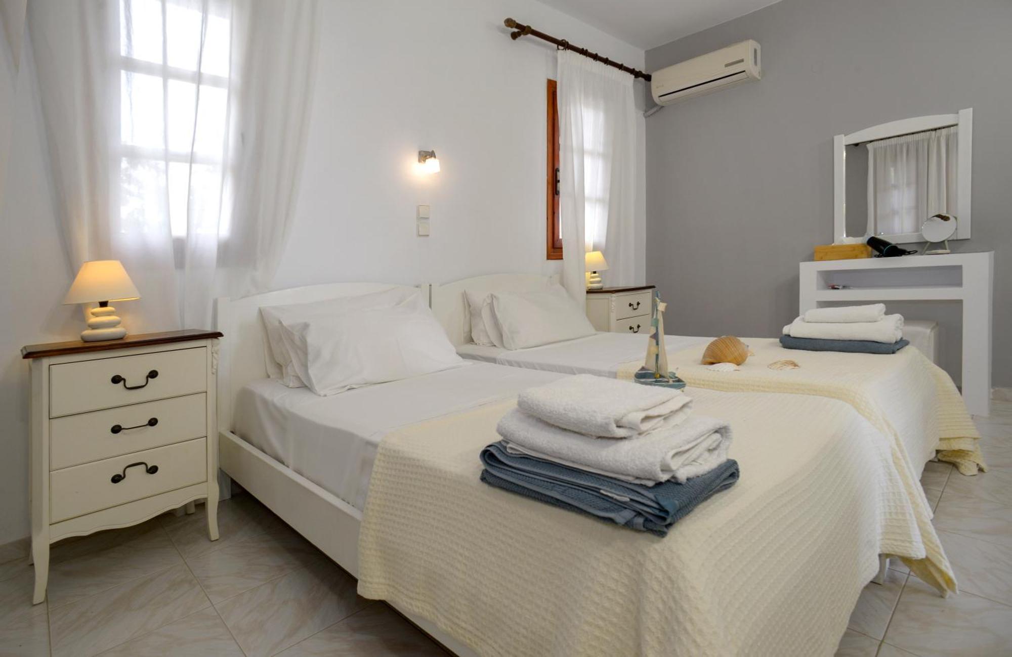 Albouro Seafront Apartments Katelios Exterior foto
