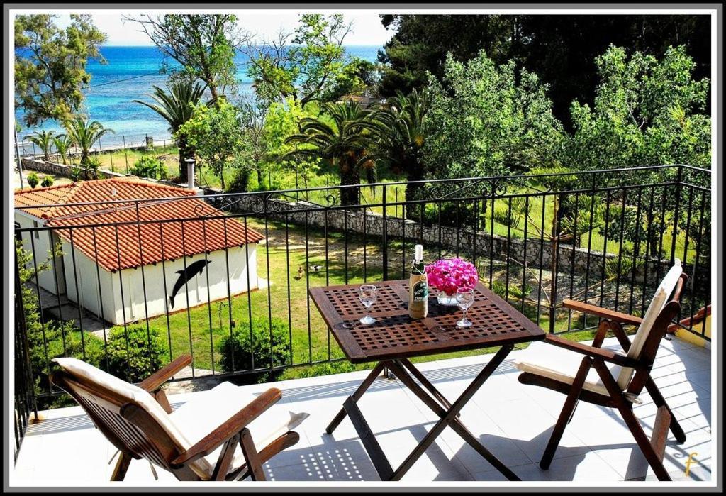 Albouro Seafront Apartments Katelios Exterior foto